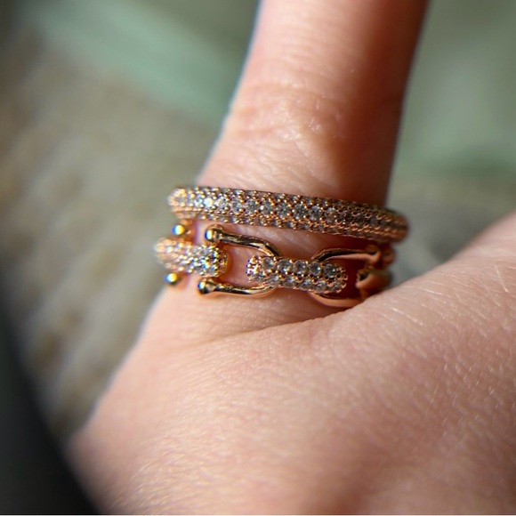 🐾 With Confidence 🐾 - Picture 8 of 9